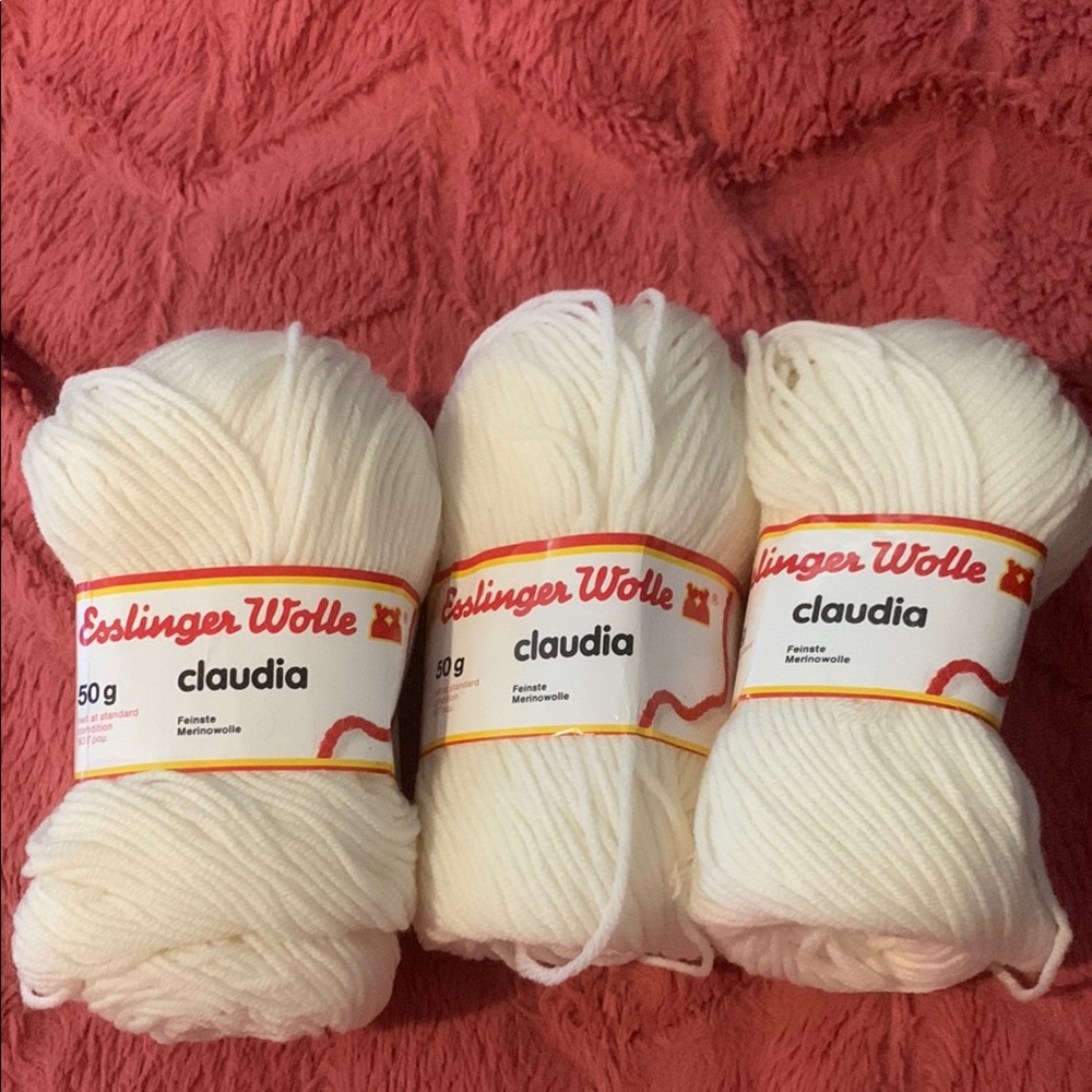 Claudia White Yarn